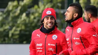 El feroz troleo de Jorge Valdivia a Arturo Vidal por destacado registro con la Roja