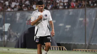 Discutida por todos: Claudio Aquino sufrió su primera expulsión con Colo Colo