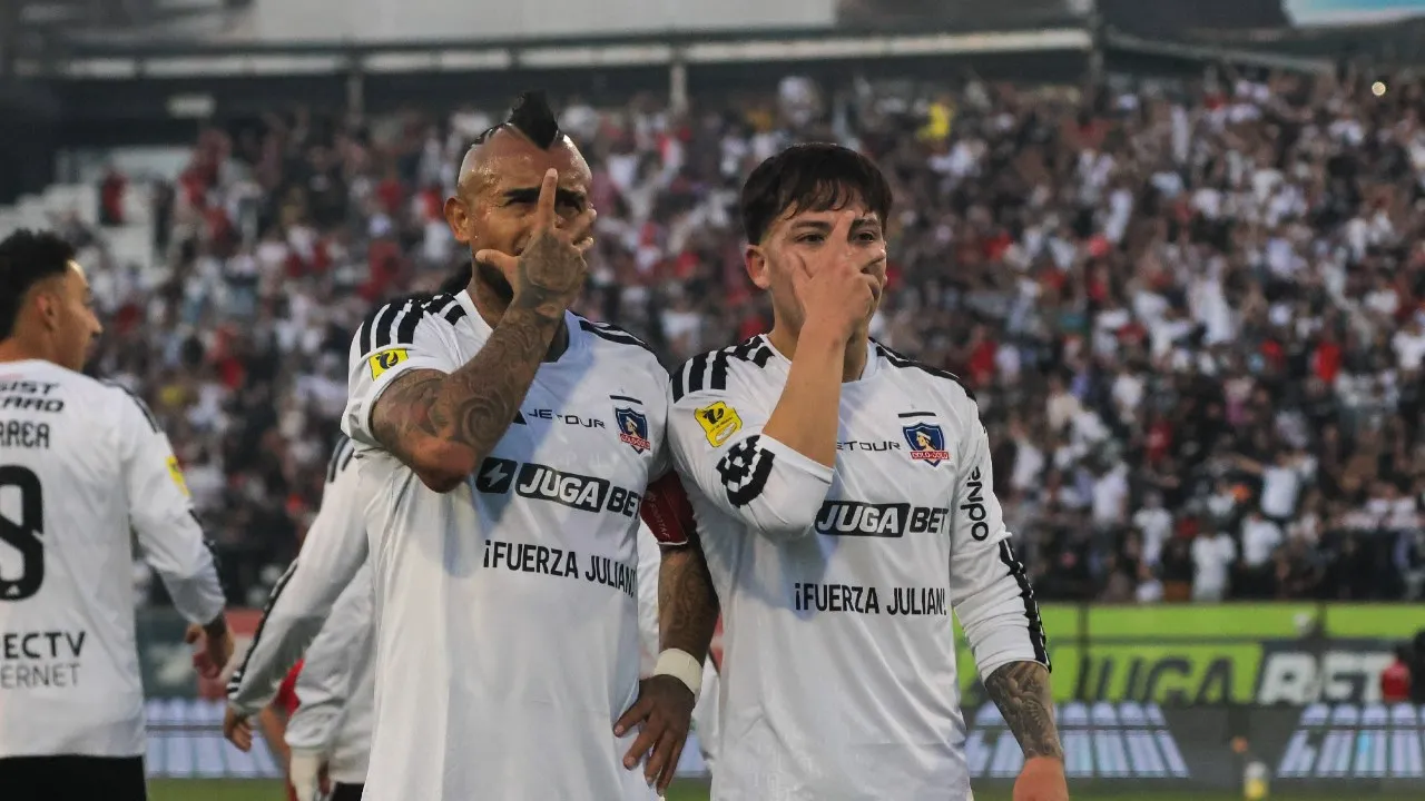 colo colo lider de primera