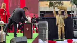 [VIDEO] El momento en que Marcelo Gallardo descubrió su estatua