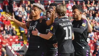 ¡Nervios de acero! Delantero inglés dio la vuelta al mundo al anotar un penal caminando