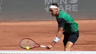 “Saque y Red”: Tabilo busca este viernes pasar al cuadro principal de Roland Garros