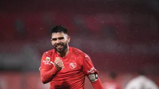 Racing de Arias y Mena perdió el clásico de Avellaneda ante Independiente