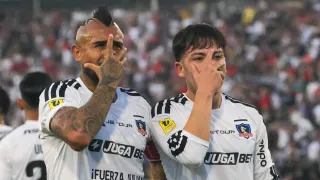 Noticias de Colo Colo hoy 4 de junio: Mosa toma el control absoluto, un inesperado “doble” de Vidal en la formación y el millón de dólares por una figura