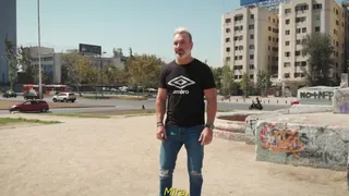 CSyD Colo Colo comenzó captación de socios con Barticciotto en “Plaza de la Dignidad”