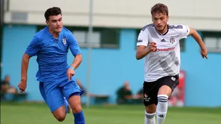 Gary Medel participó en empate de Besiktas en duelo de pretemporada