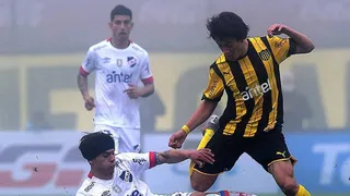 Nacional y Peñarol reanudan el fútbol en Uruguay con vibrante clásico