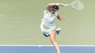 Iga Swiatek remontó contra Jule Niemeyer y pasó a cuartos del US Open