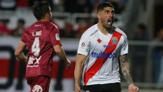 Federico Castro renovó su vínculo con Curicó Unido