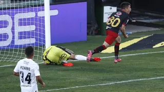 Colo Colo lamentó su falta de finiquito ante Ñublense y cosechó una amarga derrota en casa