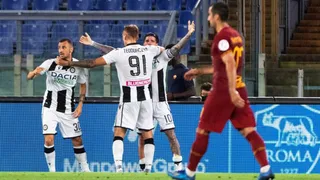 AS Roma tropezó con Udinese y se alejó los puestos de Champions League