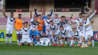 Santiago Morning mantuvo la categoría en Primera B tras vencer a La Serena