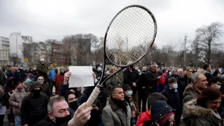 Seguidores de Novak Djokovic protestaron en apoyo al tenista en Belgrado
