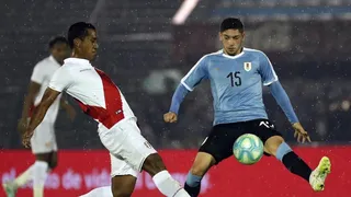 Uruguay ilusionó con vistoso primer tiempo y golazo de Brian Rodríguez ante Perú