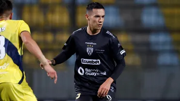 Colo Colo se adelanta al mercado: el lateral con pasado en La Roja que llega a Macul