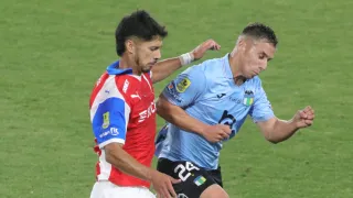 Golpe de Bragarnik en Chile: Goleador hace maletas tras vital llave de Copa