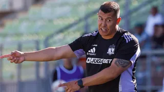 “Necesita un remezón”: Sugieren cambios en Colo Colo debido al bajo rendimiento de una de sus figuras