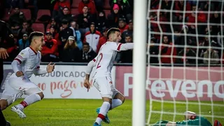 Huracán volvió al triunfo tras batir a Colón en Santa Fe