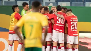 Inter de Charles Aránguiz venció a Cuiabá y se afianzó en zona de copas