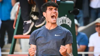 Carlos Alcaraz conquistó su primer Roland Garros tras furiosa reacción ante Alexander Zverev
