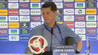 Periodistas iraquíes intentaron agredir al técnico Jesús Casas tras eliminación en la Copa de Asia