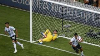 Sergio Agüero puso el descuento de la esperanza para Argentina ante Francia