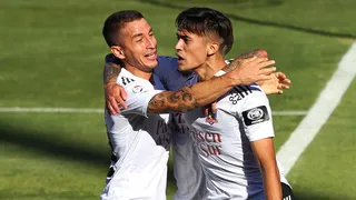 Colo Colo mantuvo la categoría en Primera tras emotivo triunfo y condenó al descenso a U. de Concepción