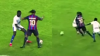 Ronaldinho mostró destellos de su magia en partido de leyendas de FC Barcelona