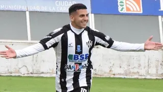 Sobrino de Maradona la rompe en Argentina: “Todo lo que hago en el fútbol se lo dedico a él”