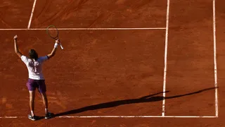 El trabajado triunfo de Tsitsipas sobre Zverev para acceder a la final en Roland Garros