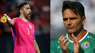 Claudio Bravo respondió a Rafael Olarra y le sacó en cara sus escasos minutos en Europa