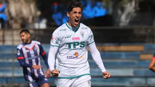 Santiago Wanderers sigue líder pero no logra despegarse en la Primera B