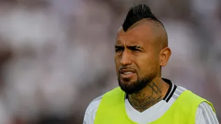 ¿Se enojó Vidal? El gesto que sorprendió a Colo Colo antes de la Supercopa