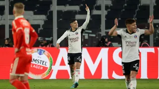 Gol de Pablo Solari es candidato al mejor de esta semana en la Sudamericana