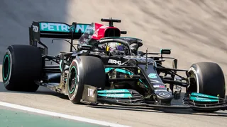 Hamilton ganó con épica en Sao Paulo y recortó distancia con Verstappen en la Fórmula 1