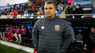 Curicó Unido sorprende y trae de vuelta a Damián Muñoz en la Primera B