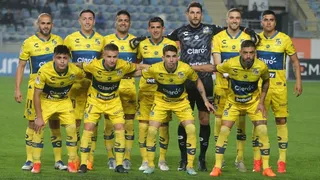 Everton lamentó suspensión del duelo con San Felipe y entregó información sobre entradas