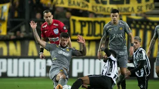 Christian Bravo marcó un golazo en vibrante empate entre Montevideo Wanderers y Peñarol