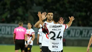 Lionel Altamirano anotó de cabeza el gol del triunfo de Rangers sobre Santiago Wanderers