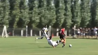 Criminal: La brutal patada de un juvenil de Boca a un rival de Colón en el torneo de reservas