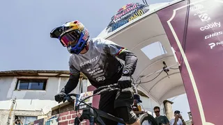 En primera persona: El descenso que coronó a Tomas Slavik en Valparaíso Cerro Abajo