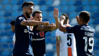 [Video] Los goles de Larrivey en el triunfo de la U ante Cobresal