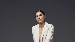 Alex Morgan se lució en sesión fotográfica de la FIFA a candidatos al The Best