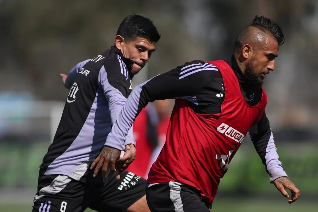 Vidal en la práctica del jueves / ©Instagram Colo Colo