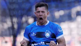 Huachipato “dormirá” como líder tras superar a un desdibujado Ñublense