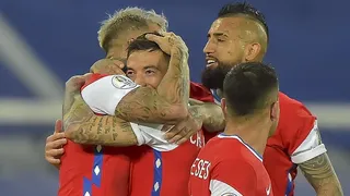 El relato argentino del gol de Eduardo Vargas para el empate de la Roja en Copa América
