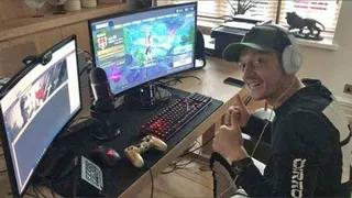 La “adicción” de Mesut Ozil por Fortnite agrava los problemas en su espalda