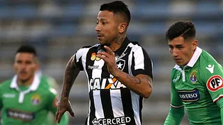 Leonardo Valencia anotó un golazo en el empate de Botafogo ante Bahía