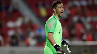 Roberto Rojas: La baja de Claudio Bravo es muy complicada para Chile, es un pilar