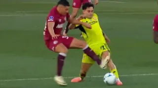 ¿Y la tarjeta roja? Las polémicas comienzan a afectar a U de Chile ante Lanús en la Sudamericana